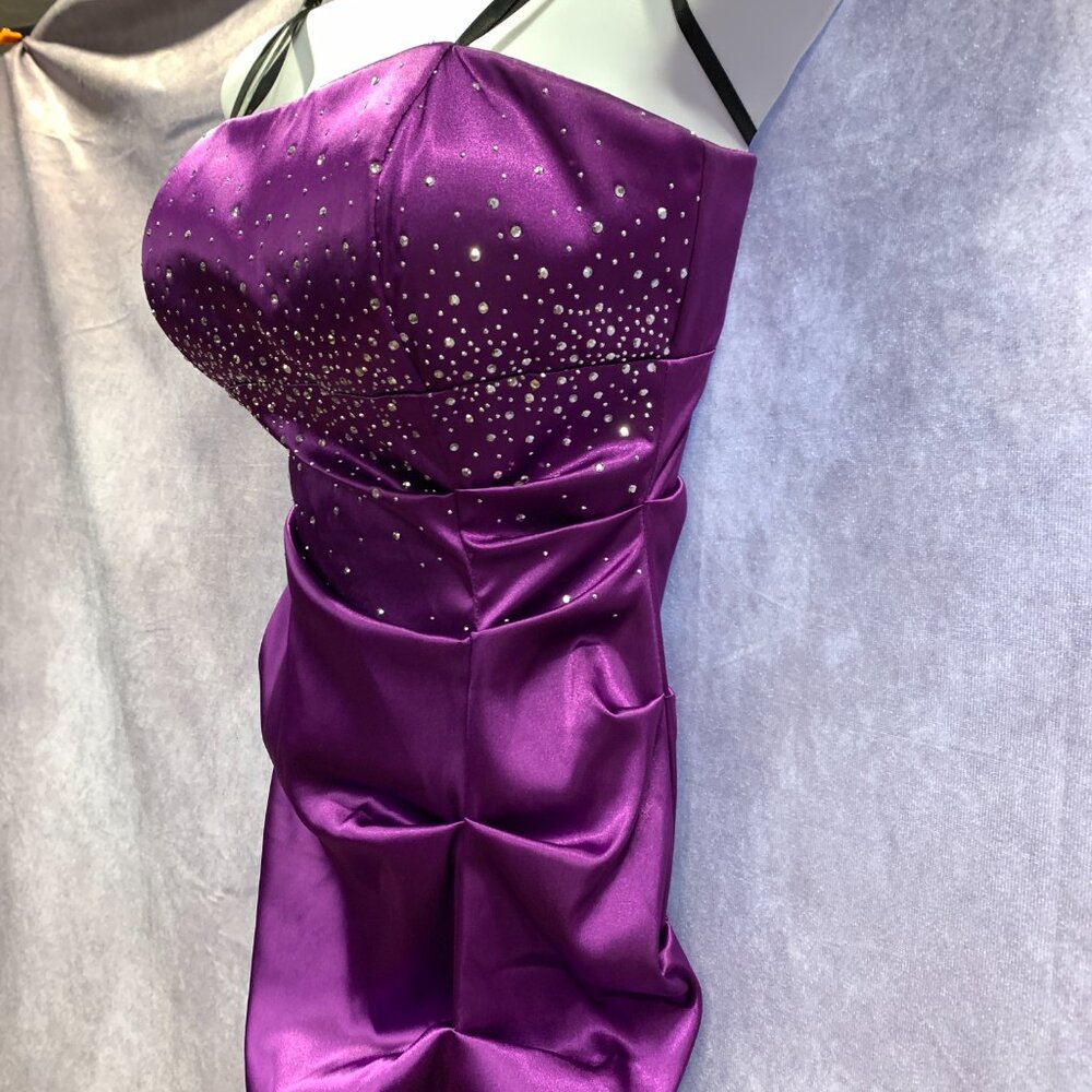 Fitted Satin Mermaid Gown with Embellished Bust, Slit Skirt, and Tie Bustle - Picture 5 of 13